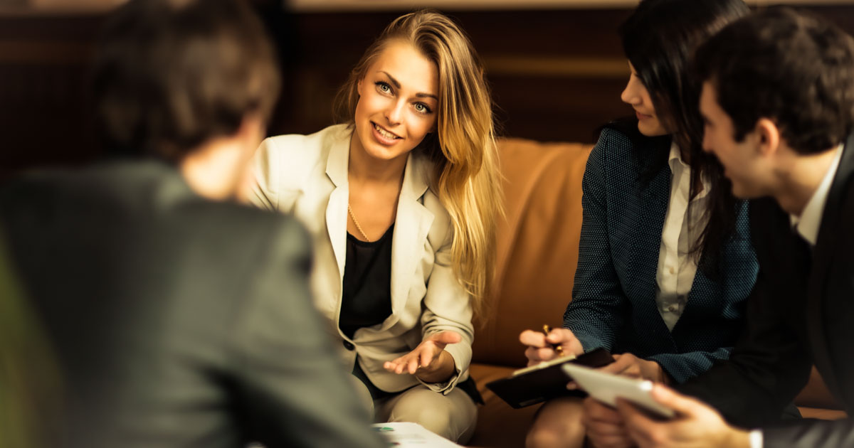 Storytelling i företag. Skapa enastående företagskultur och engagerade medarbetare genom att använda kraften i storytelling på rätt sätt i företaget. Storykonsult Mattias Brännholm kan hjälpa ditt bolag med detta.